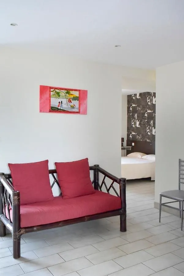 Domaine De Kerzuat Bed & Breakfast Plouarzel
