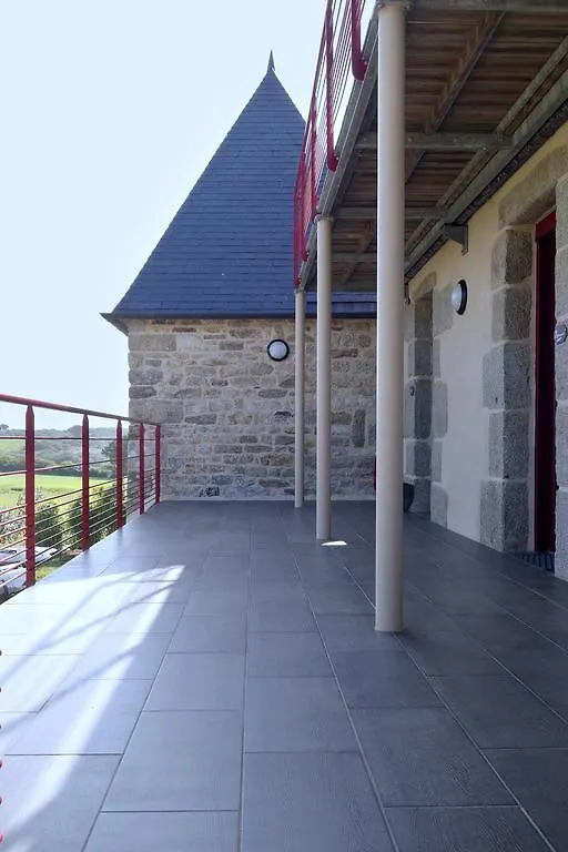 Domaine De Kerzuat Bed & Breakfast Plouarzel 3*,