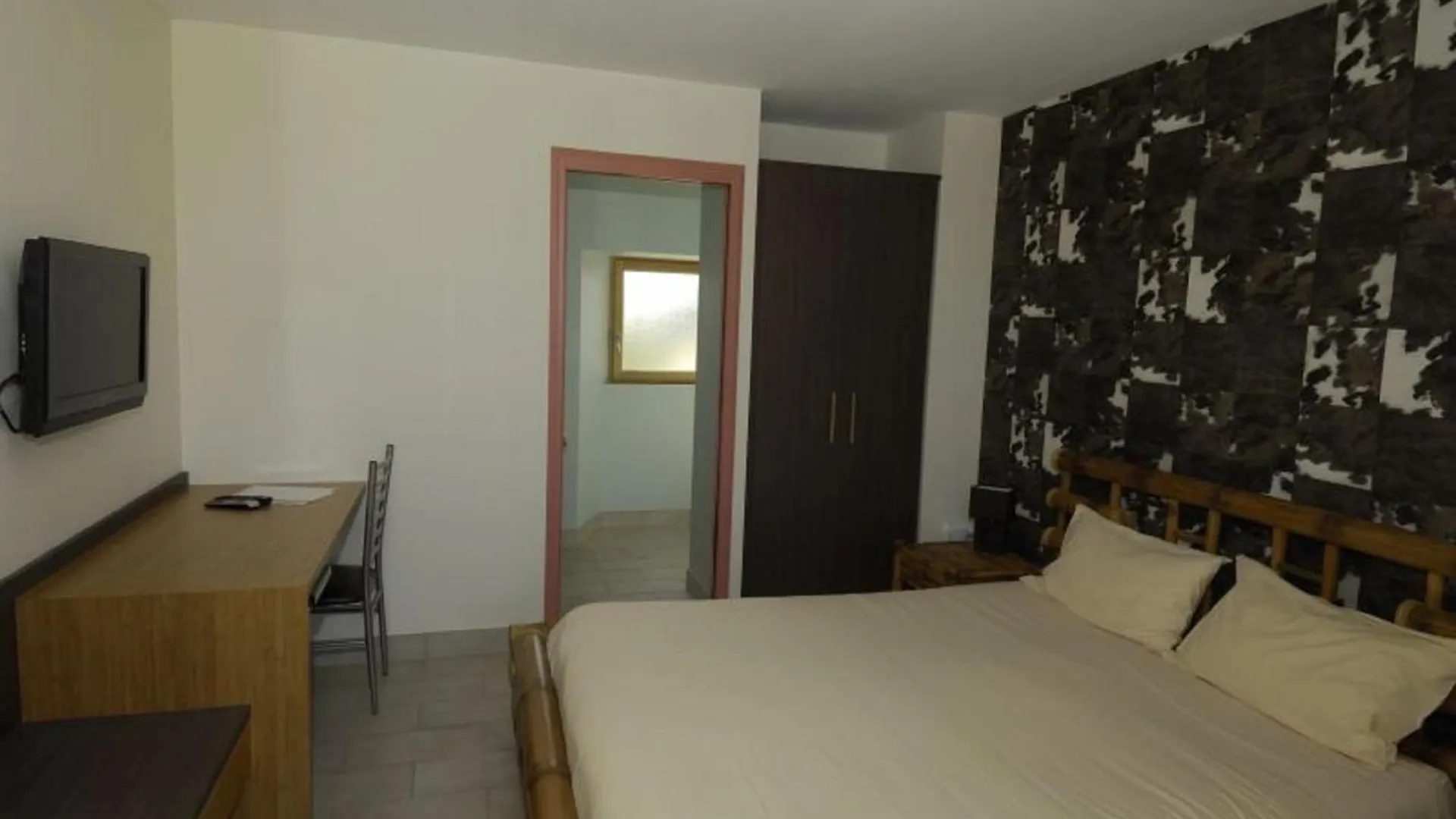 ***  Plouarzel Domaine De Kerzuat Bed & Breakfast フランス